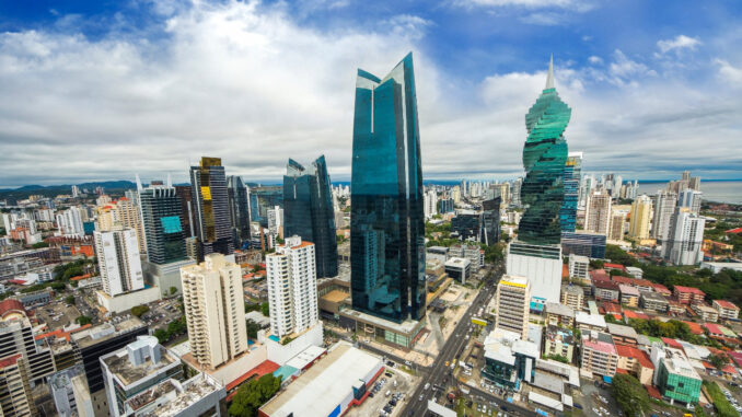 Lawmaker Presents Bill to Regulate Cryptocurrencies in Panama
