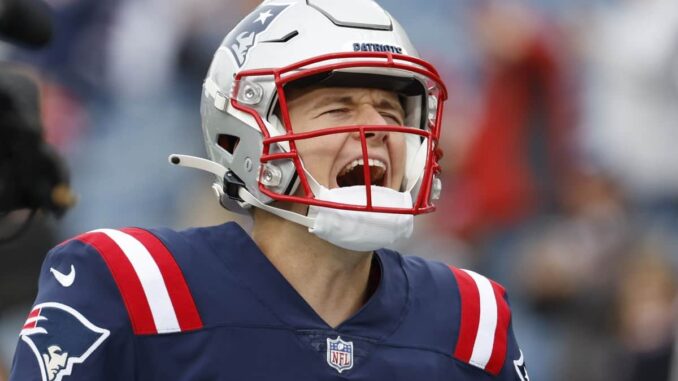 NFL Quarterback Mac Jones Gifts Bitcoin to His Patriots Teammates NFL Quarterback Mac Jones Gifts Bitcoin to His Patriots Teammates for Christmas