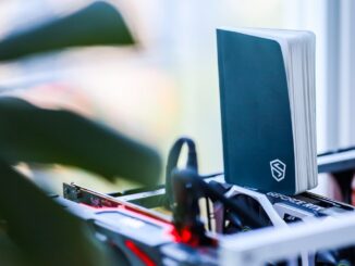 My Shieldfolio STONEBOOK Review! Protect Your Crypto OFFLINE!!
