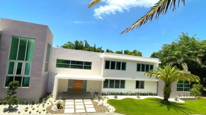 Buy a Dream House with Bitcoin In the Idyllic Caribbean Valley of Puerto Rico
