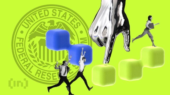 Experts Predict Bitcoin’s Future Hinges on Federal Reserve’s Next Move: Crash Like 2022 or New Highs?